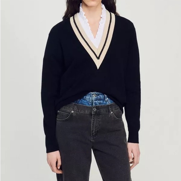 Sandro Paris Black and White Contrasting V-Neck Sweater - Picture 1 of 11
